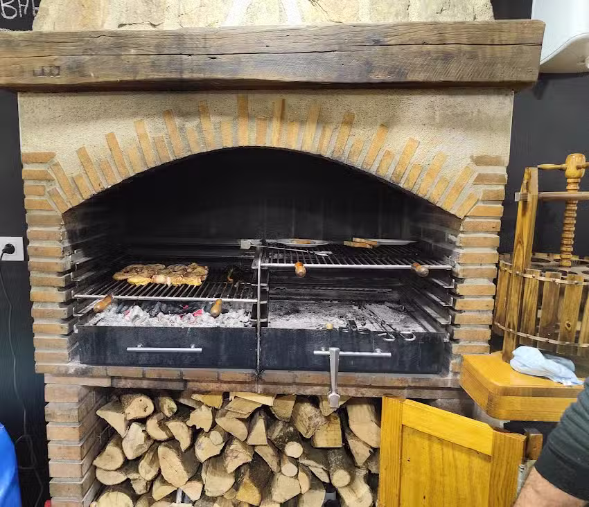 Bar Restaurante El Rac&oacute; de la Brasa