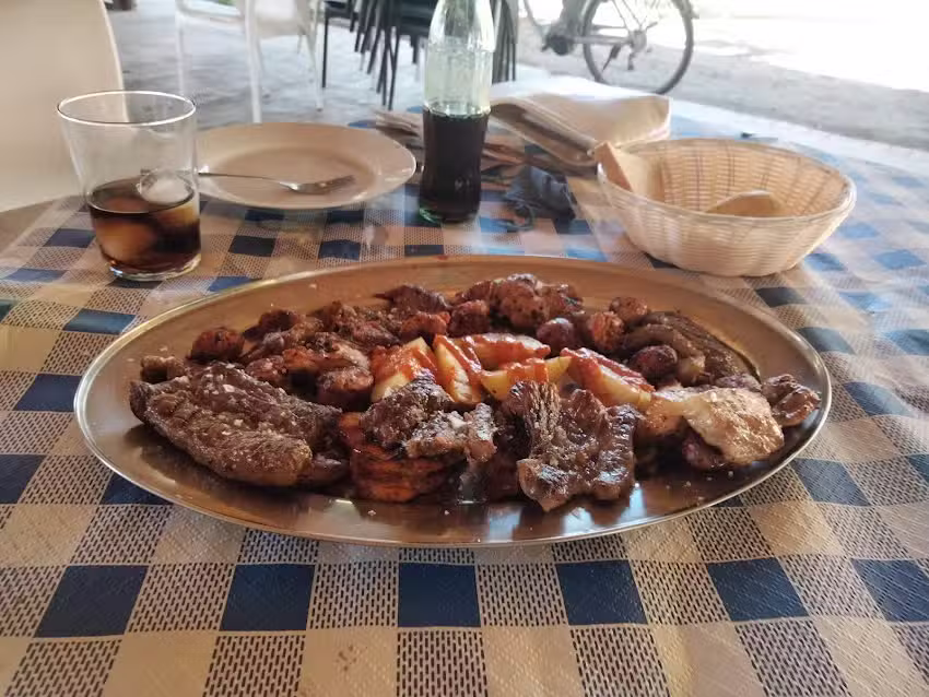 Bar restaurante El Ratito Costa