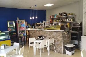 Bar Restaurante Entre Chamos Y T&iacute;os