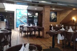 Bar Restaurante Gin&eacute;s