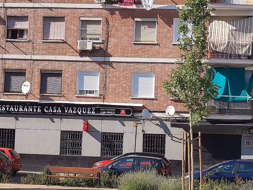 Bar restaurante Hermanos V&aacute;zquez