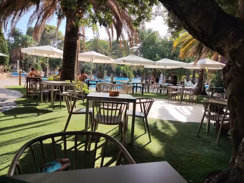 Bar Restaurante ISOLA