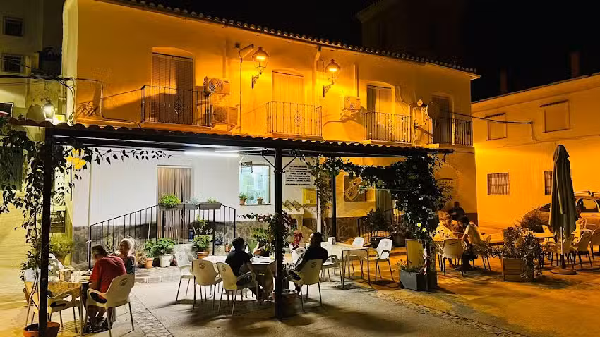 Bar &ndash; Restaurante Julia Polopos