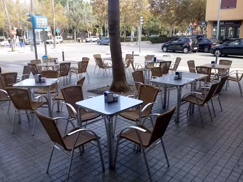 Bar Restaurante La Bona Vida