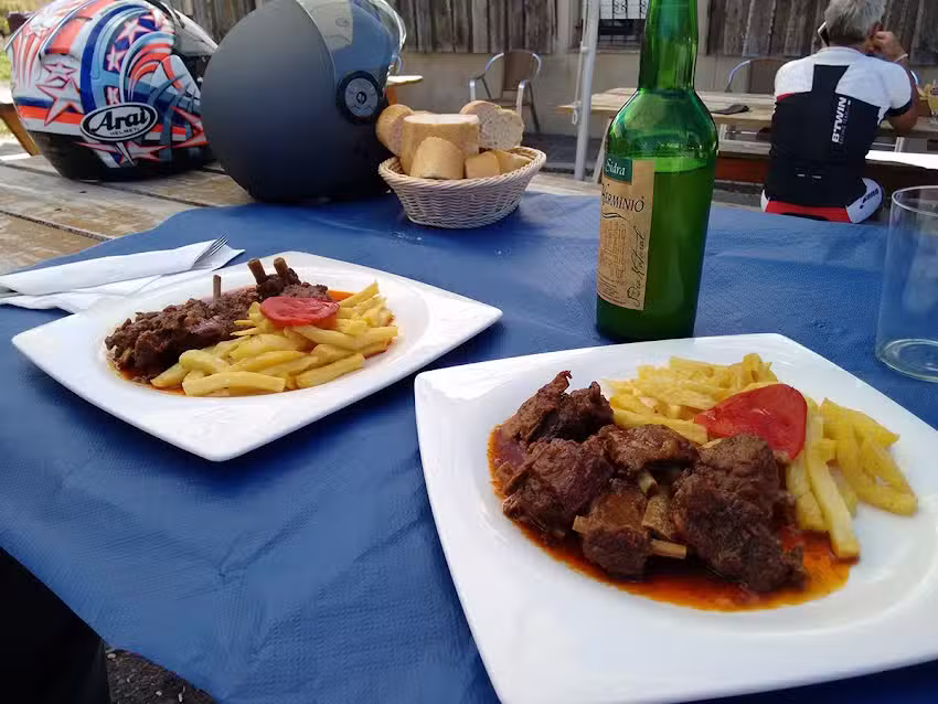 Bar Restaurante La Bra&ntilde;a