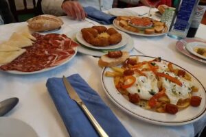 Bar restaurante La Caba&ntilde;a