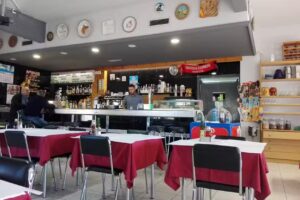 Bar Restaurante La Cobil