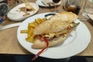 Bar Restaurante La Cochera