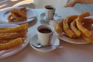 Bar restaurante La Moneda y las Cruces