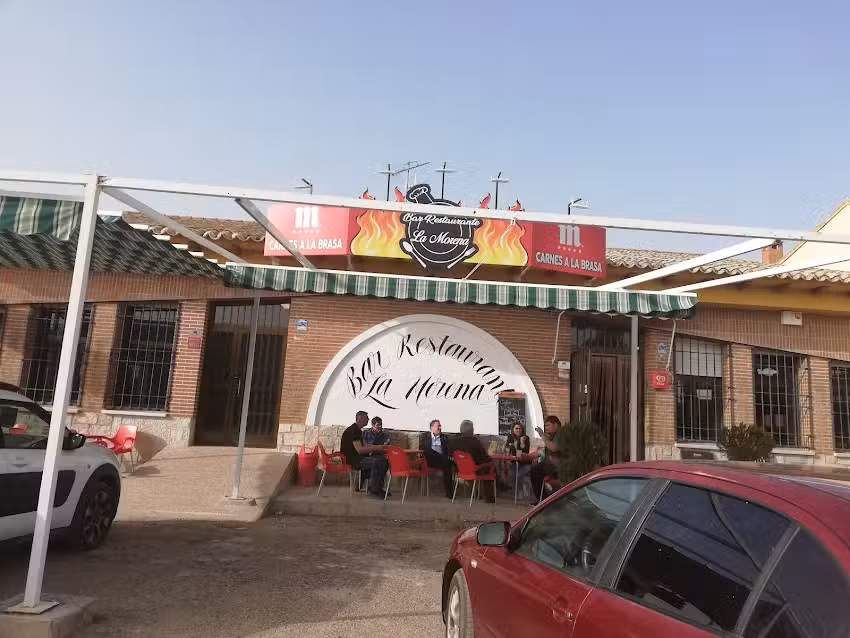 Bar Restaurante La Morena.