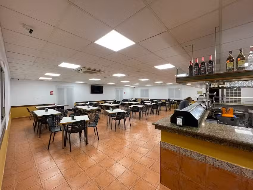 Bar restaurante La Parada de escombreras