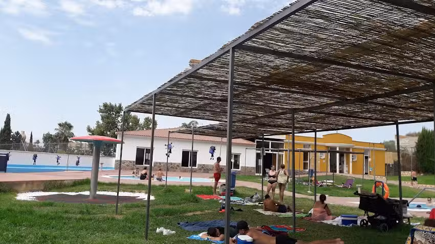 Bar restaurante la Piscina