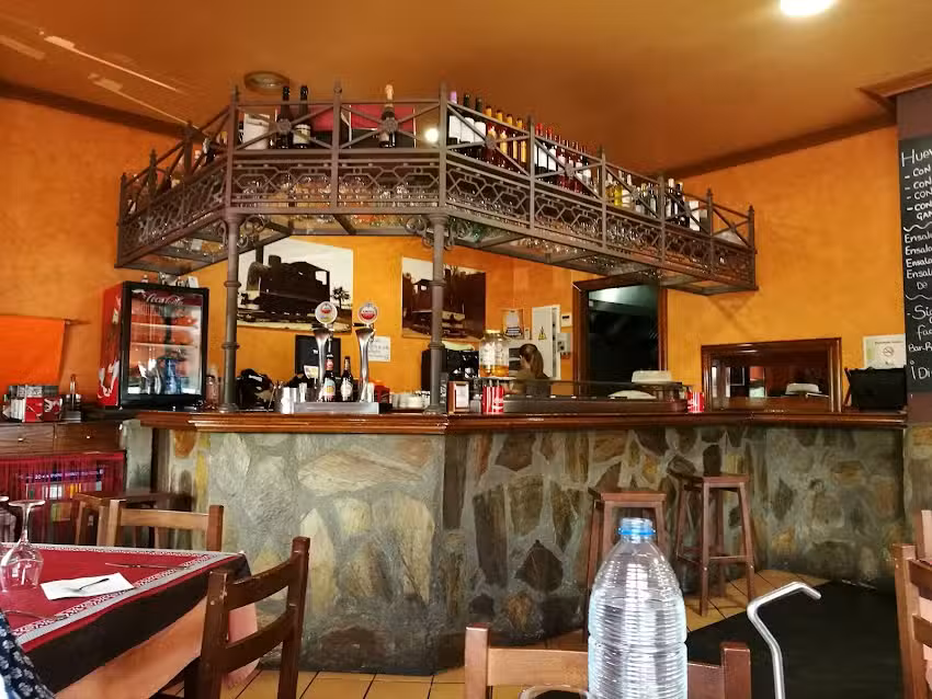 Bar &ndash; Restaurante La Via