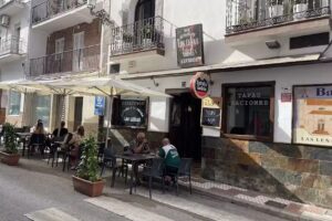 Bar Restaurante Las Le&ntilde;as Carnes A La Brasa