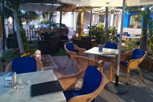 Bar restaurante Le Petit Bistro