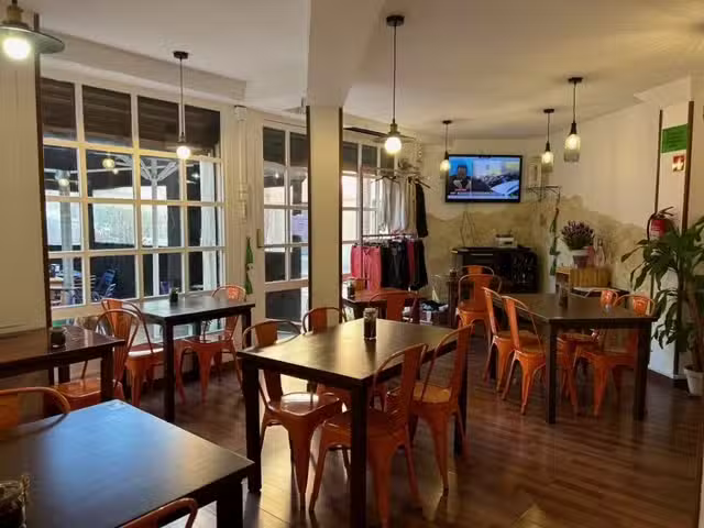 Bar Restaurante Les Nines