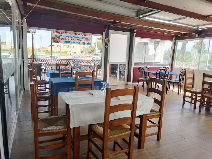 Bar Restaurante Los 4 Caminos