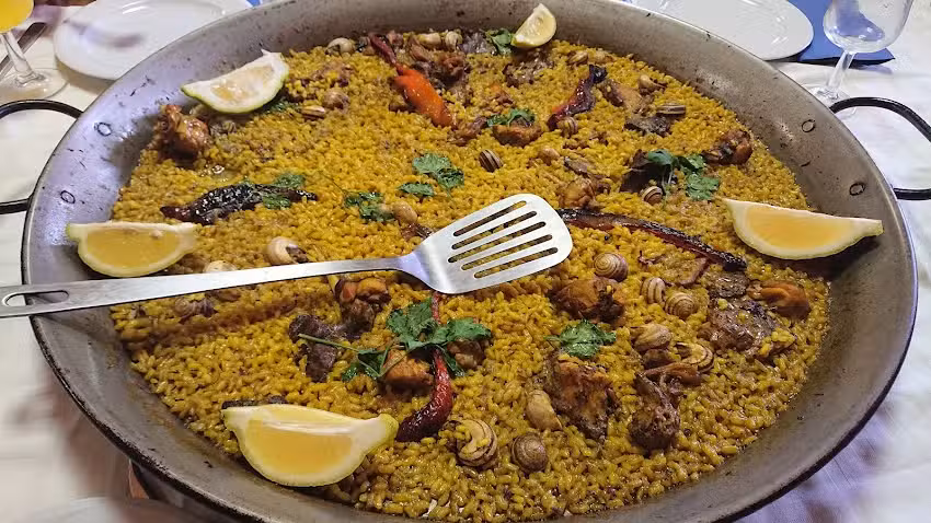 Bar Restaurante los Cu&ntilde;aos