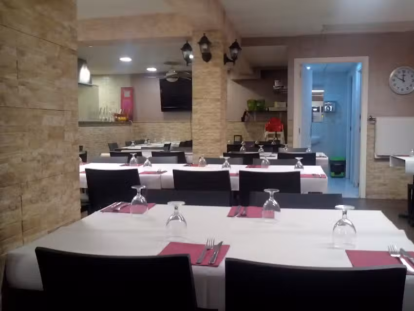 Bar Restaurante Los Faroles