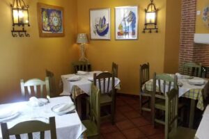 Bar restaurante Mes&oacute;n El Sol