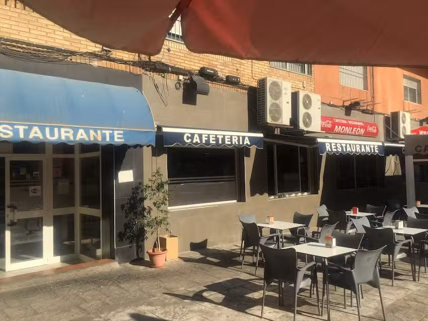 Bar Restaurante Monle&oacute;n