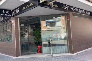 Bar restaurante nube