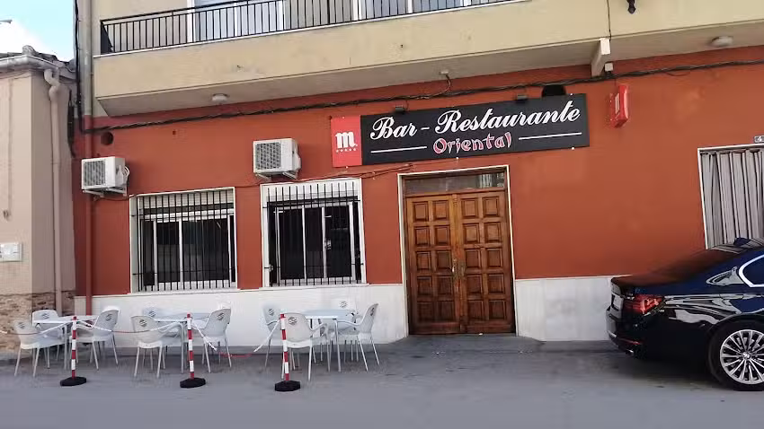 Bar &ndash; Restaurante Oriental