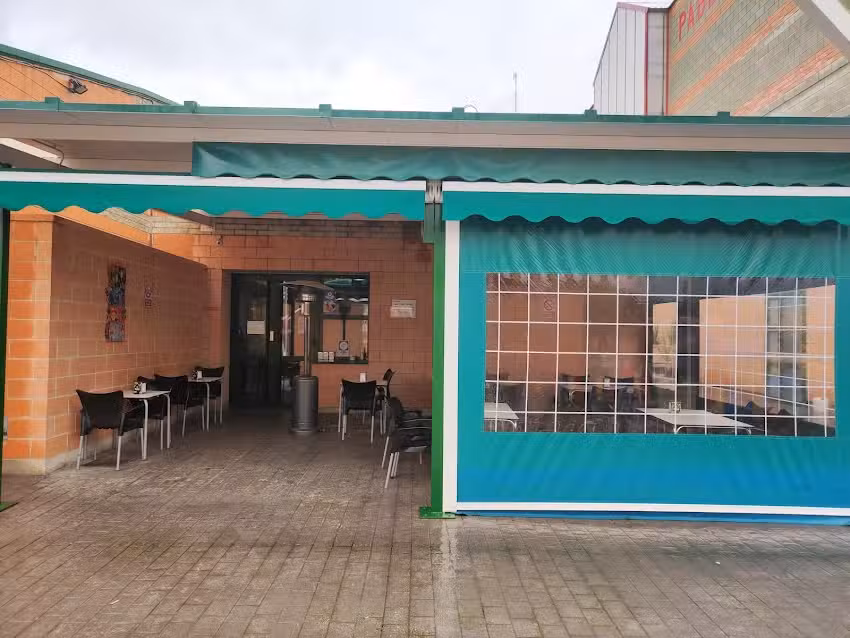 Bar Restaurante Pabell&oacute;n Deportivo