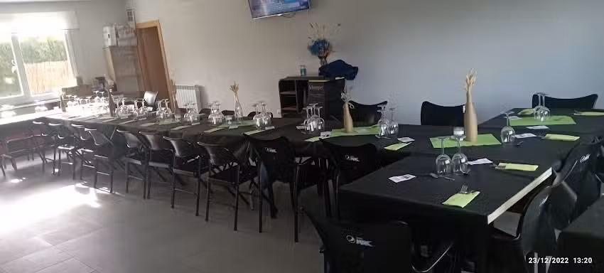 BAR-RESTAURANTE &ldquo;Piscina P&uacute;blica Municipal de Gurrea de G&aacute;llego&rdquo;.