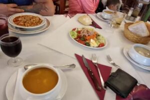 Bar Restaurante Piscina Sol Y Luna