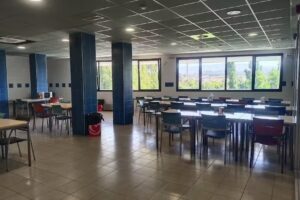 Bar &ndash; restaurante Piscinas de Echavacoiz
