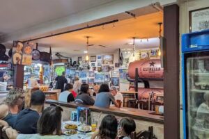 Bar Restaurante Que Te Den