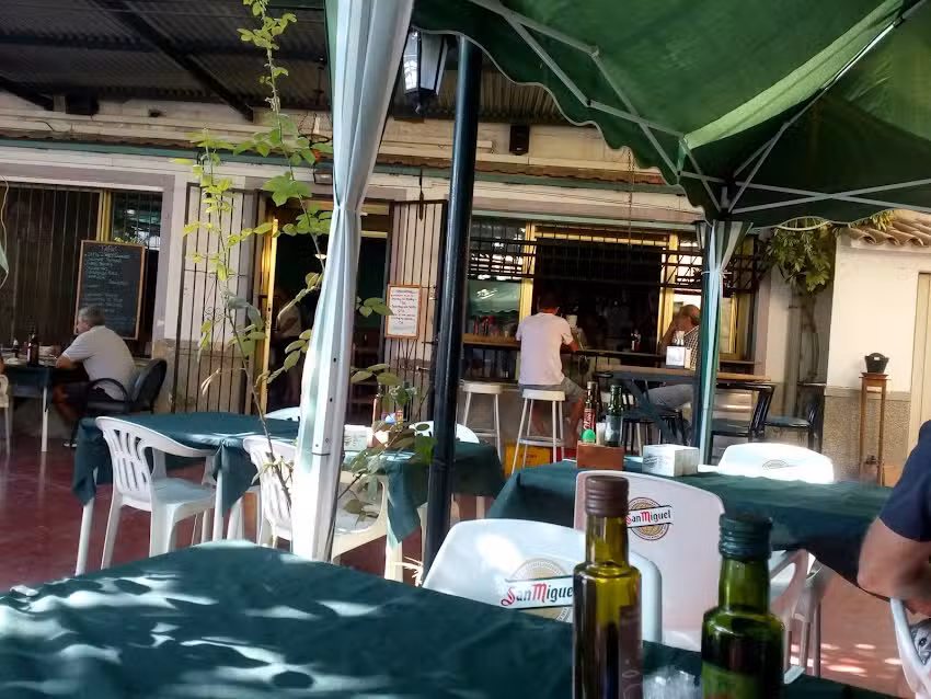bar restaurante saez