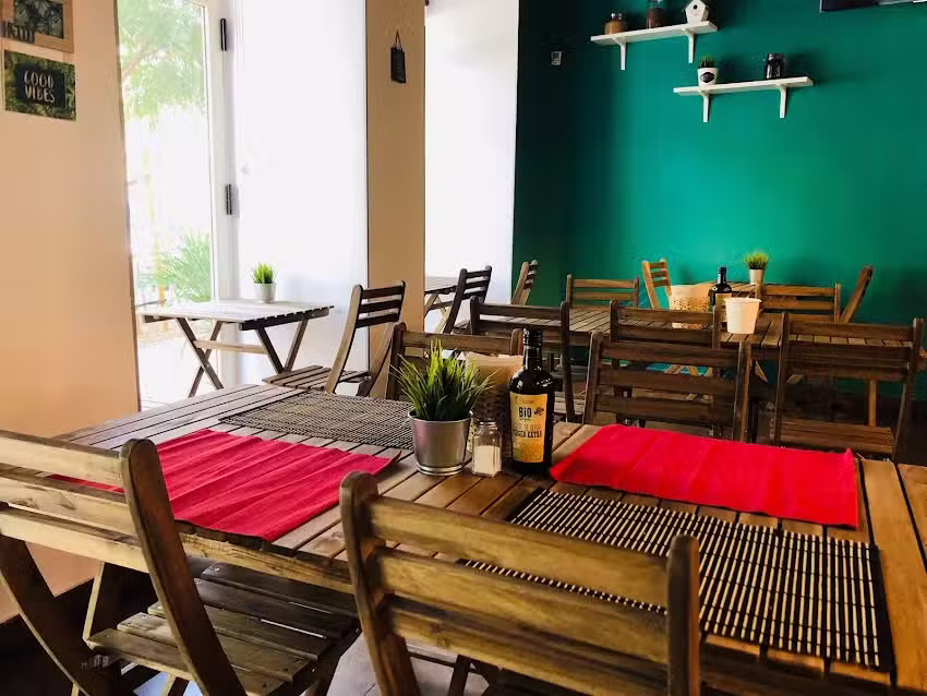 Bar restaurante S&eacute;samo