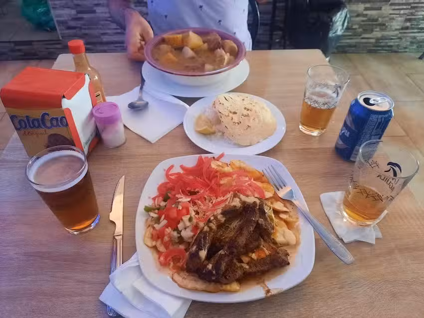 BAR RESTAURANTE SIN FRONTERAS