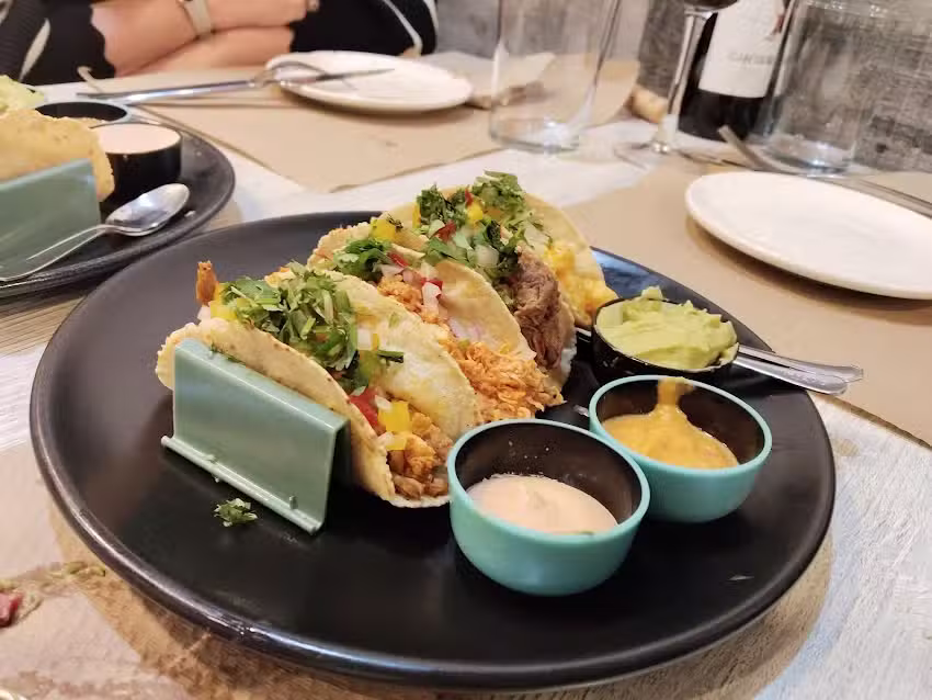 Bar Restaurante Txeiky