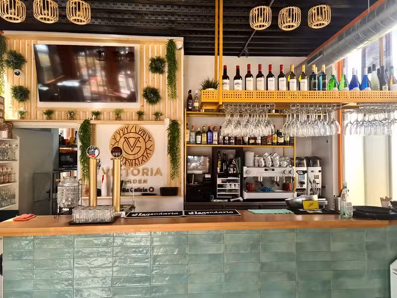 Bar restaurante Victoria Garden