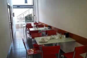 Bar Restaurante &iexcl;YA!