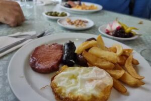 Bar-Rte. El Surtidor