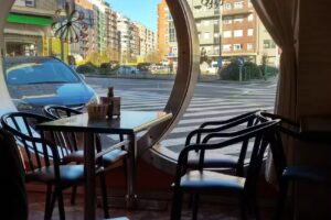 Bar Skorpios