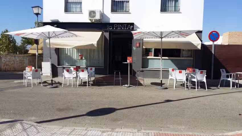 Bar tapas y platos pe&ntilde;a betica la nieves