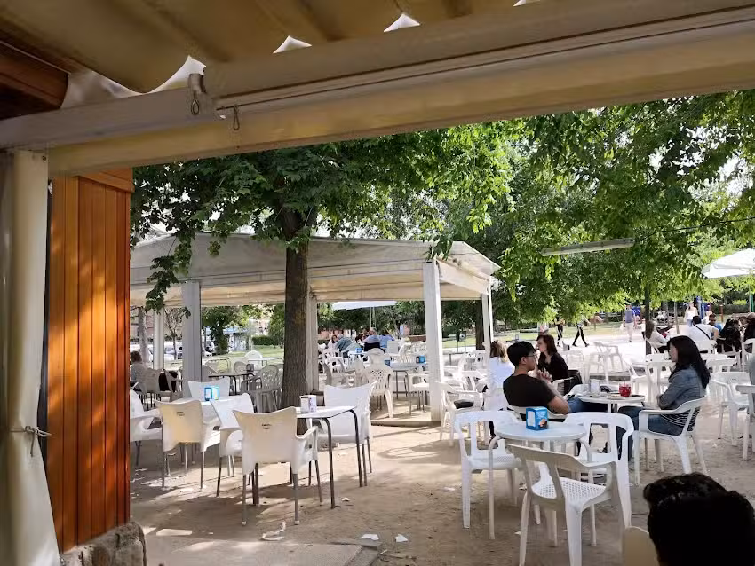 Bar Terraza El Madro&ntilde;o