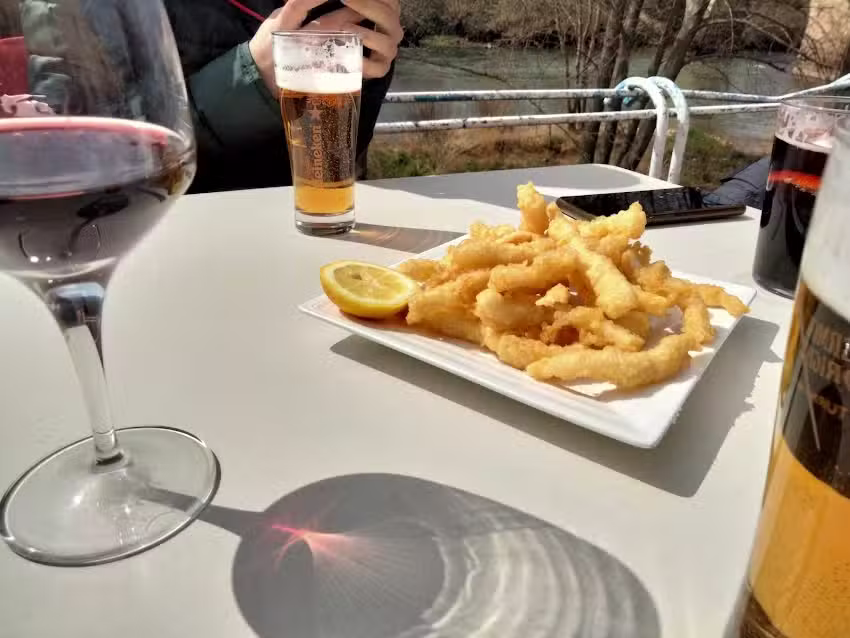 Bar Tipi &laquo;PICOTEO&raquo;, TAPAS Y RACIONES.