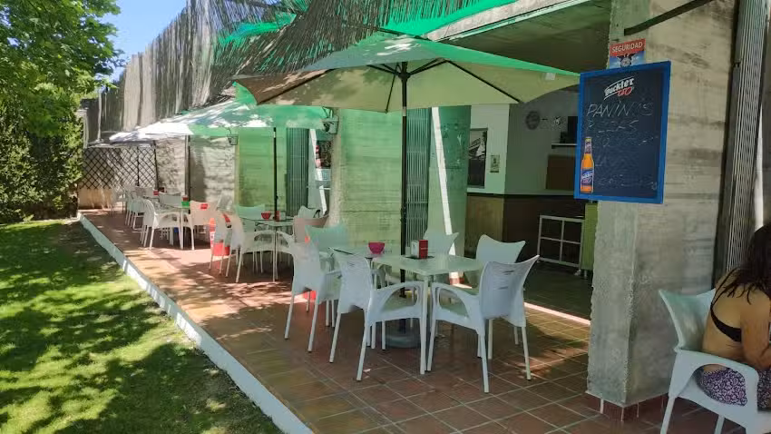 Bar Trago o Nado