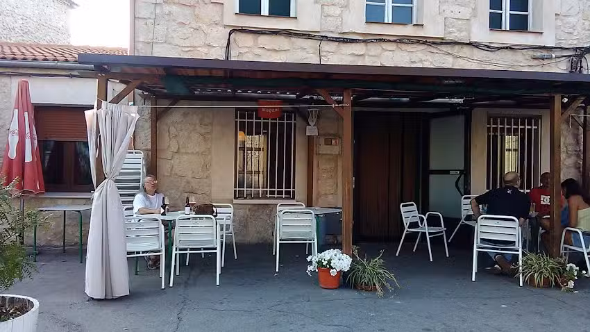 Bar T&uacute; Refugio