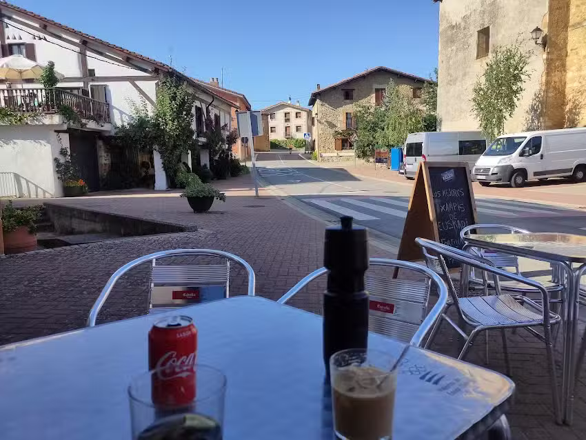 Bar Urturi