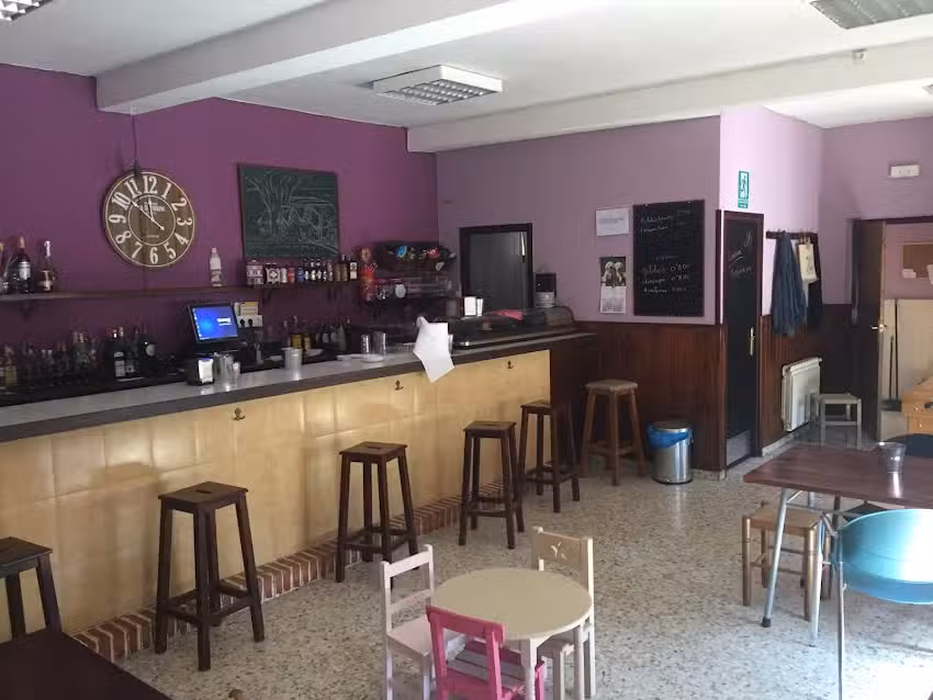 Bar Vallu&eacute;rcanes