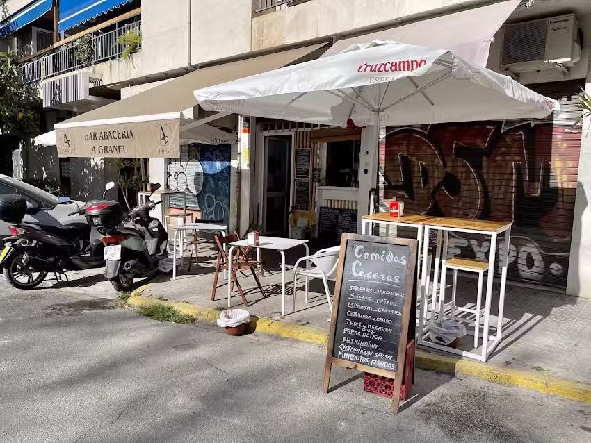 Bar Vermuteria A Granel.