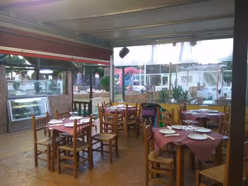 Bar y Celebraciones Minigolf