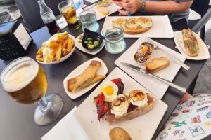 Bar y restaurante Luci&eacute;rnaga Valencia